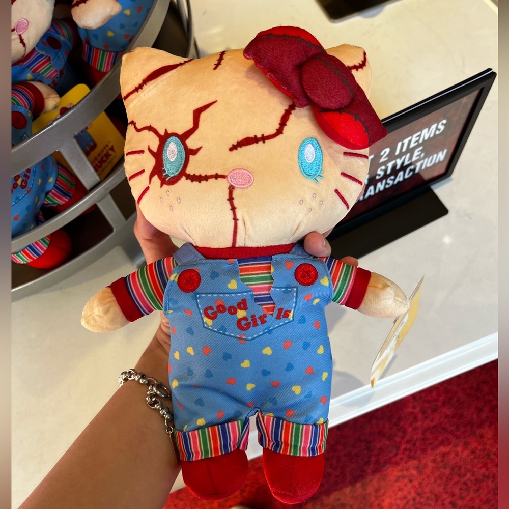 Horror Nights Chucky Hellokitty Plush